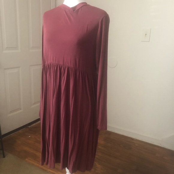 Large Annabelle Maroon Long-Sleeved Swing Dress with Pockets - Picture 3 of 9